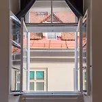 Barbo Palace And Apartment