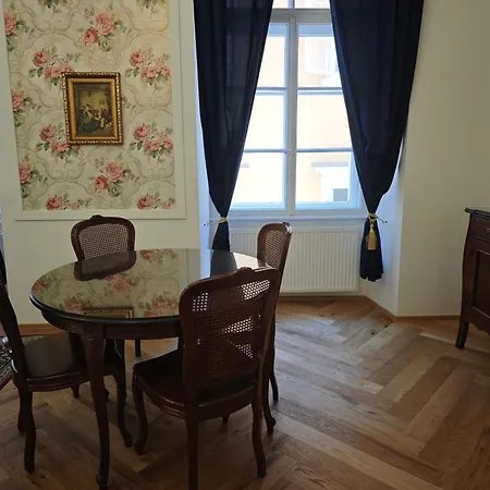 Apartman Barbo Palace And *