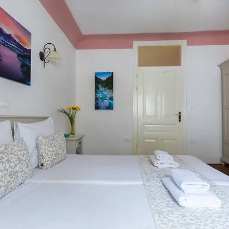 Апартаменты Barbo Palace And
