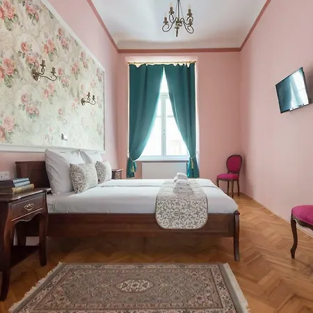 Barbo Palace And Апартаменты *