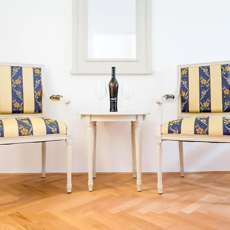 Apartment Barbo Palace And Laibach