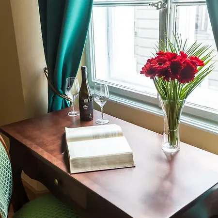 Barbo Palace Apartments&rooms *